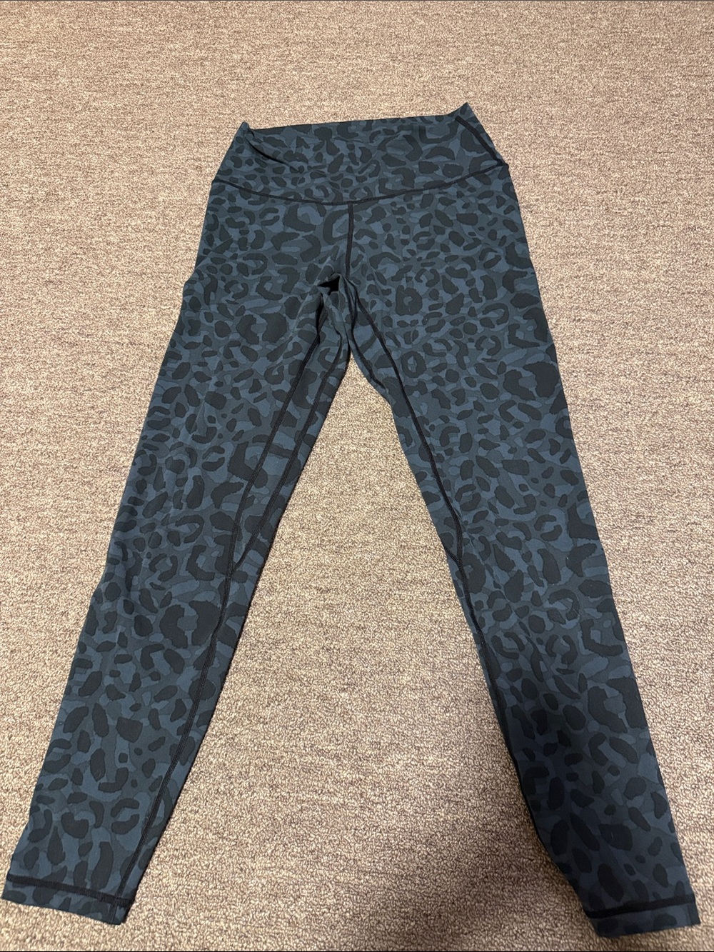 High-Waist Black Leopard Print Leggings